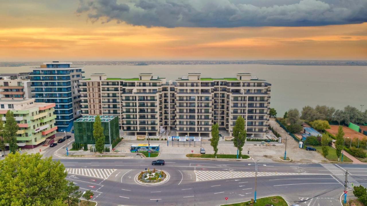 Aurora Apartments Mamaia Extérieur photo